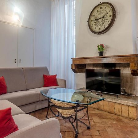Foro Romano Stylish&Central Apartment Esterno foto
