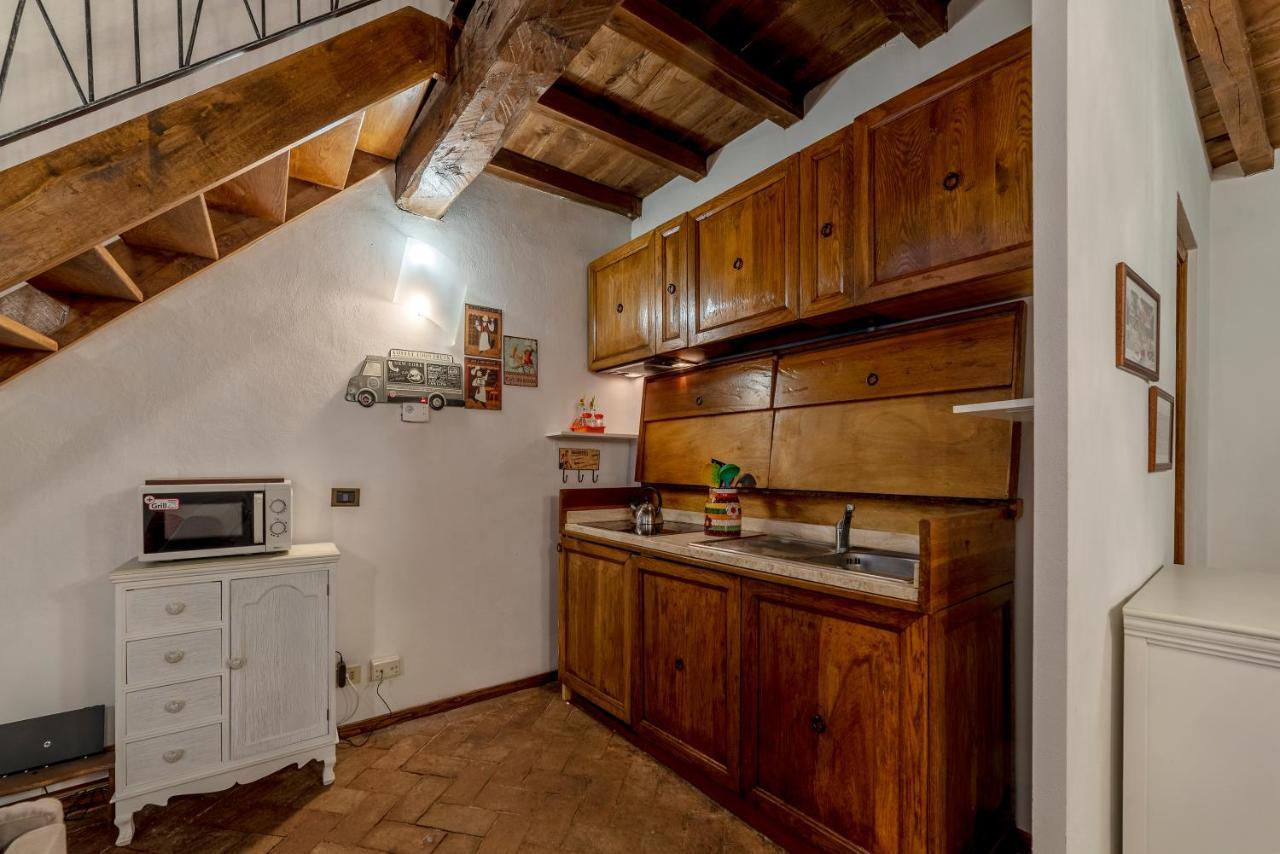 Foro Romano Stylish&Central Apartment Esterno foto
