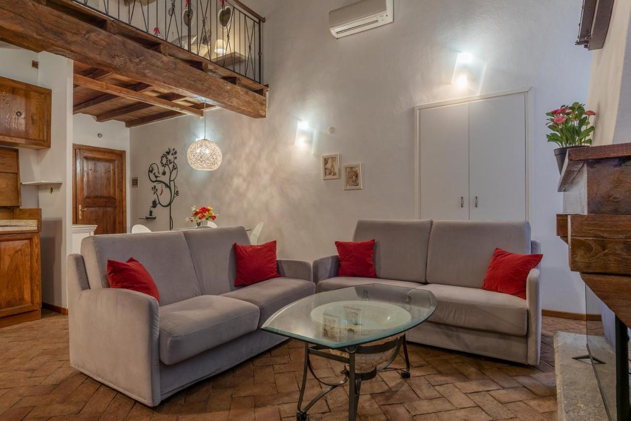 Foro Romano Stylish&Central Apartment Esterno foto