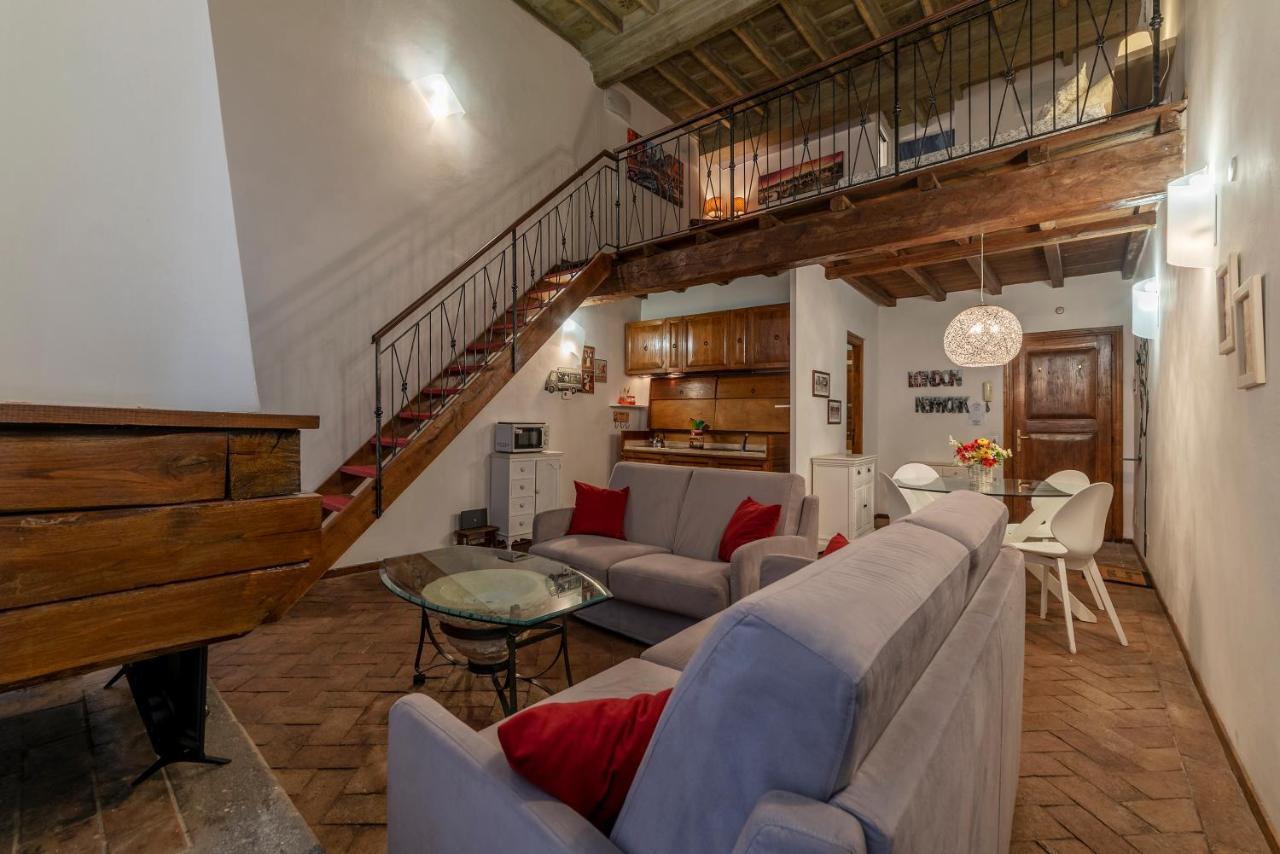 Foro Romano Stylish&Central Apartment Esterno foto