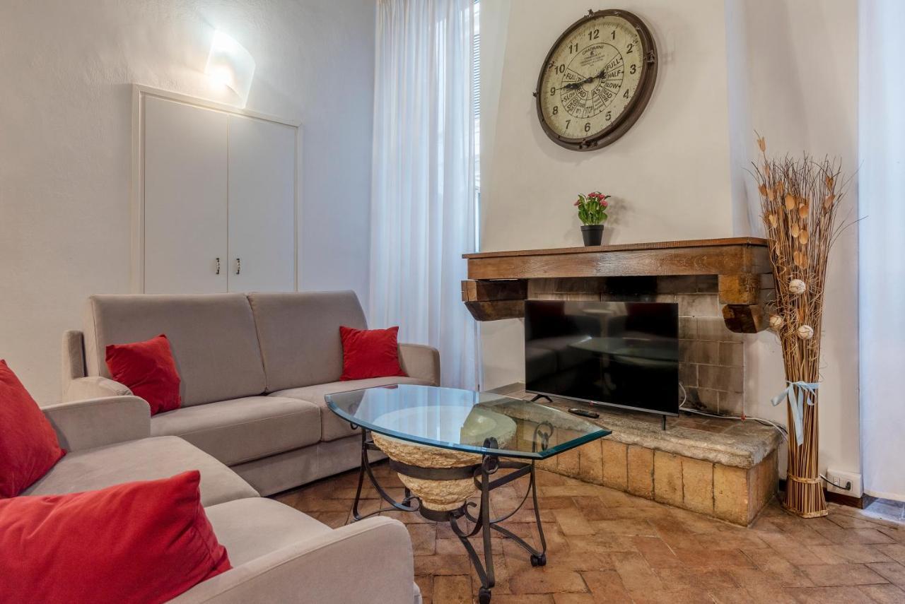 Foro Romano Stylish&Central Apartment Esterno foto