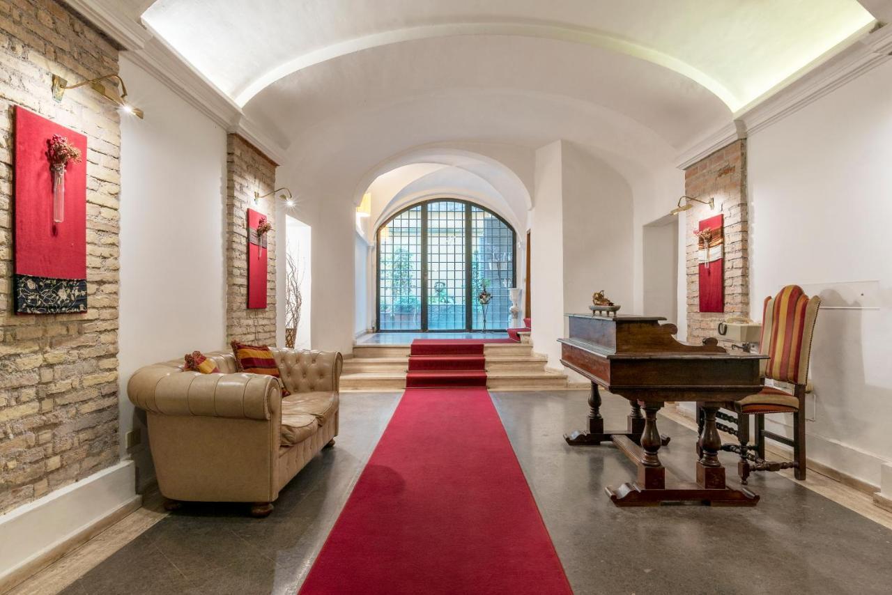 Foro Romano Stylish&Central Apartment Esterno foto
